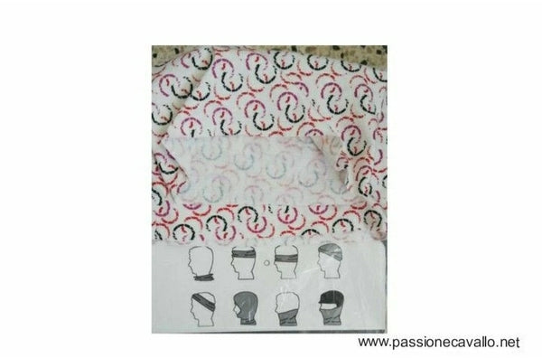 Copricapo - foulard: colore magnolia e rosso papavero. Come da foto lo si può indossare in diversi modi.